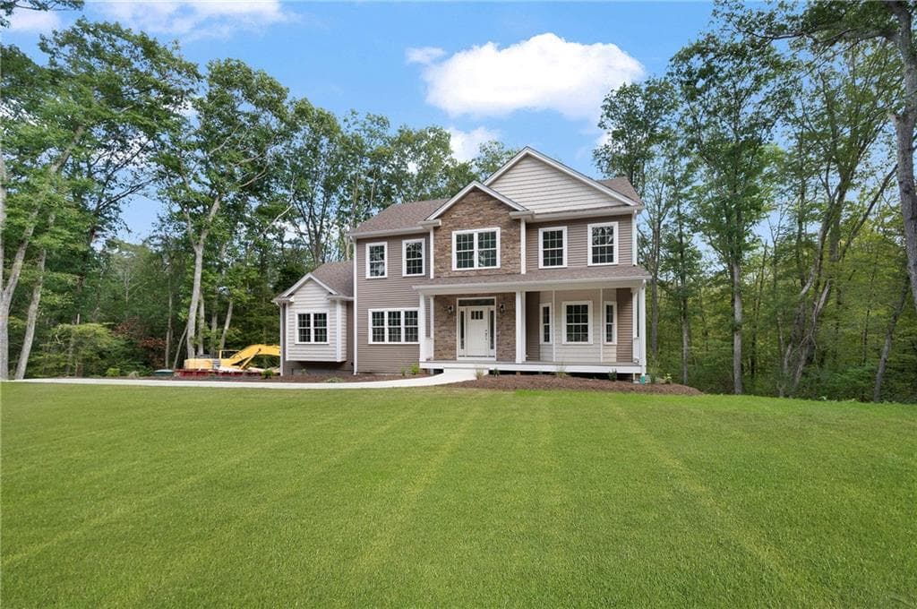Single Family Residence at 200 Nipmuc Road, Scituate, photo 41 of 48