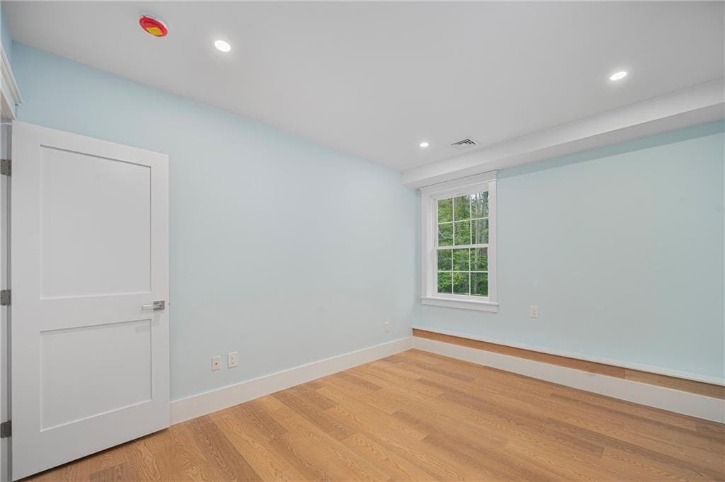 Single Family Residence at 200 Nipmuc Road, Scituate, photo 37 of 48