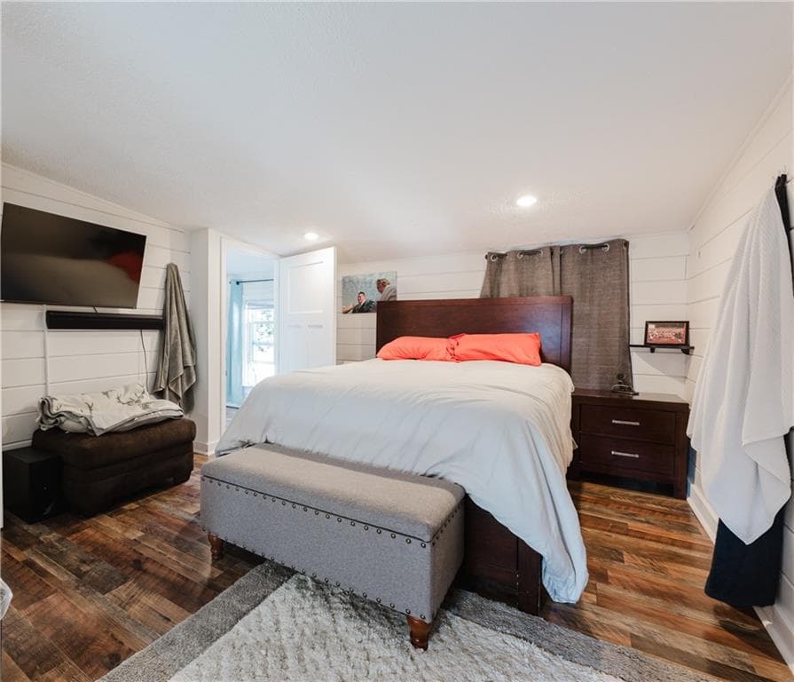 Single Family Residence at 27 Cecile Street, Lincoln, photo 18 of 37