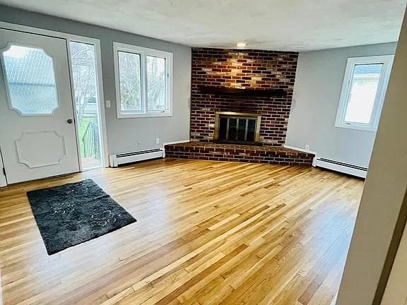Single Family Residence at 23 Butler Street, Newport, photo 3 of 21