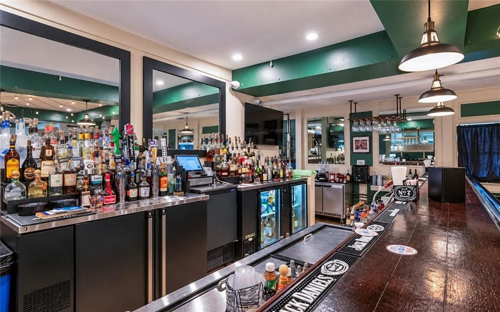Commercial at 102 Connell Highway, Newport, photo 27 of 46