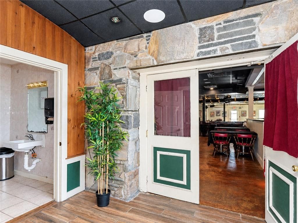 Commercial at 102 Connell Highway, Newport, photo 20 of 46