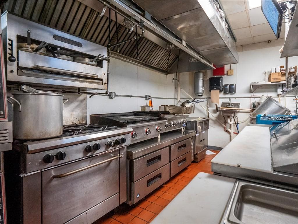 Commercial at 102 Connell Highway, Newport, photo 35 of 46