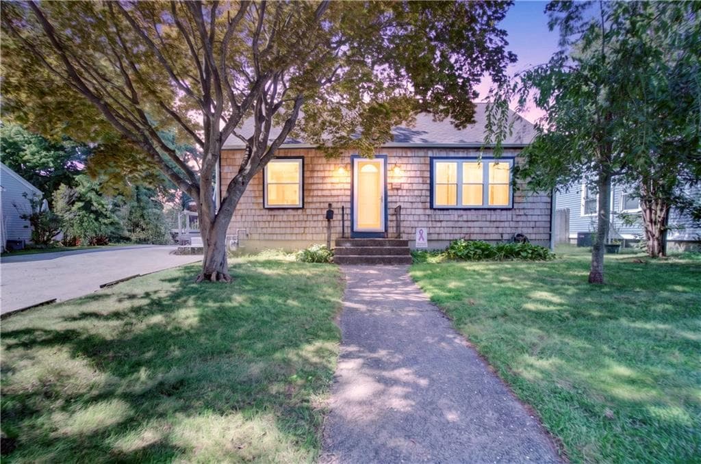 333 Maple Street