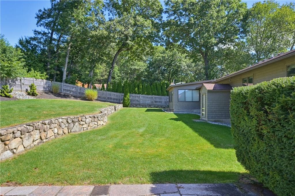 Single Family Residence at 29 Sayles Hill Road, Lincoln, photo 9 of 37