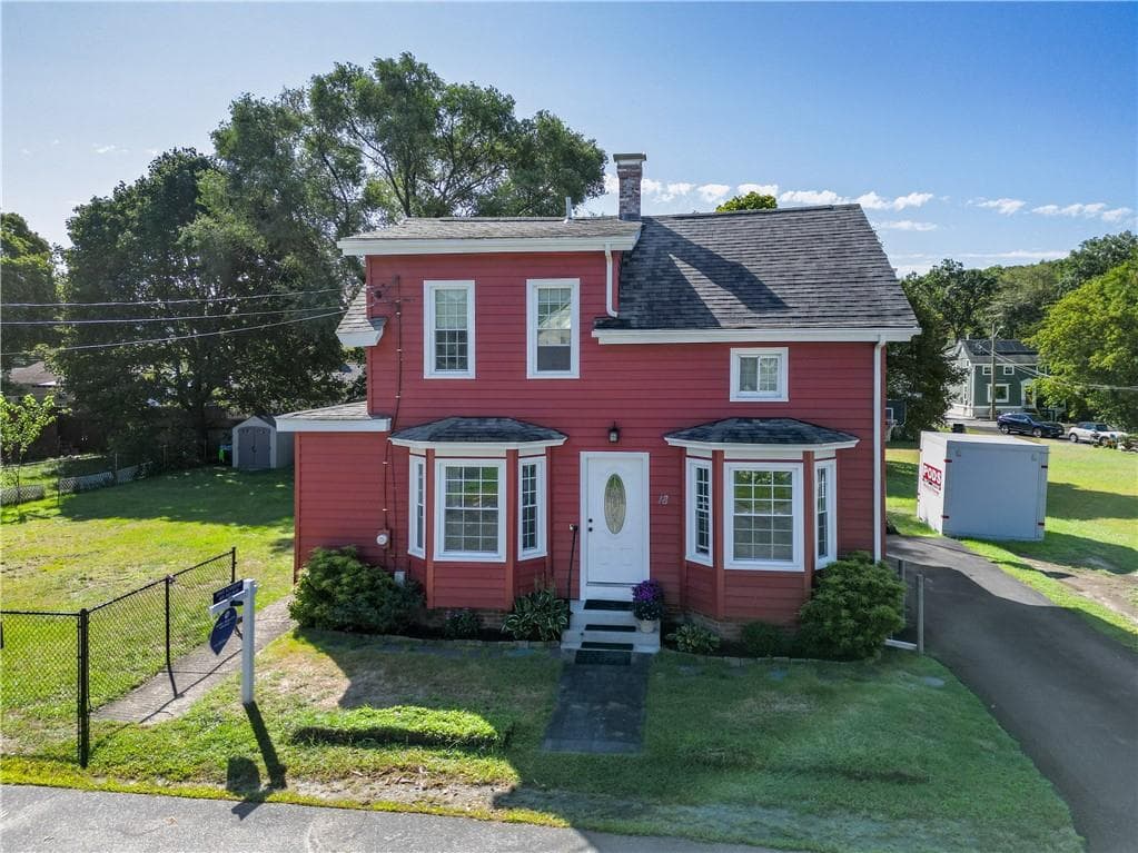 Single Family Residence at 18 Avenue F Avenue, Lincoln, photo 2 of 42