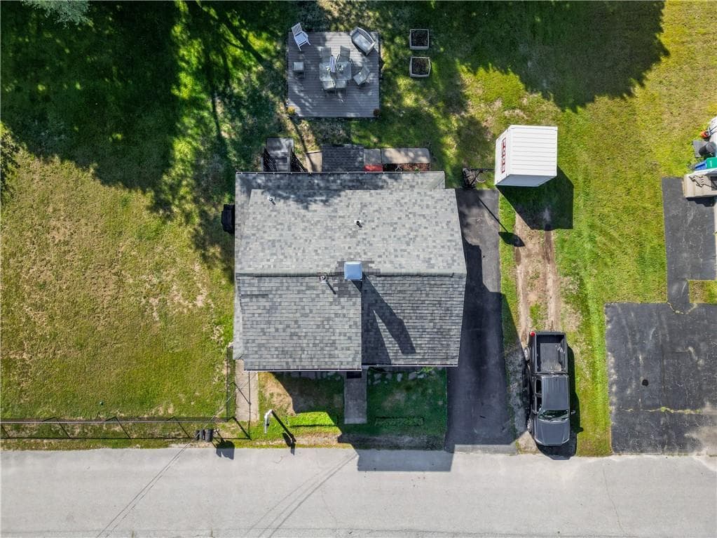 Single Family Residence at 18 Avenue F Avenue, Lincoln, photo 3 of 42