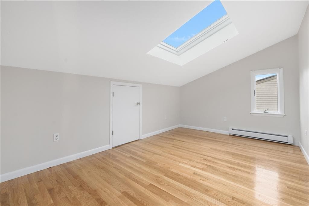 Condominium at 28 Sea Breeze Lane UNIT 28, Bristol, photo 28 of 50