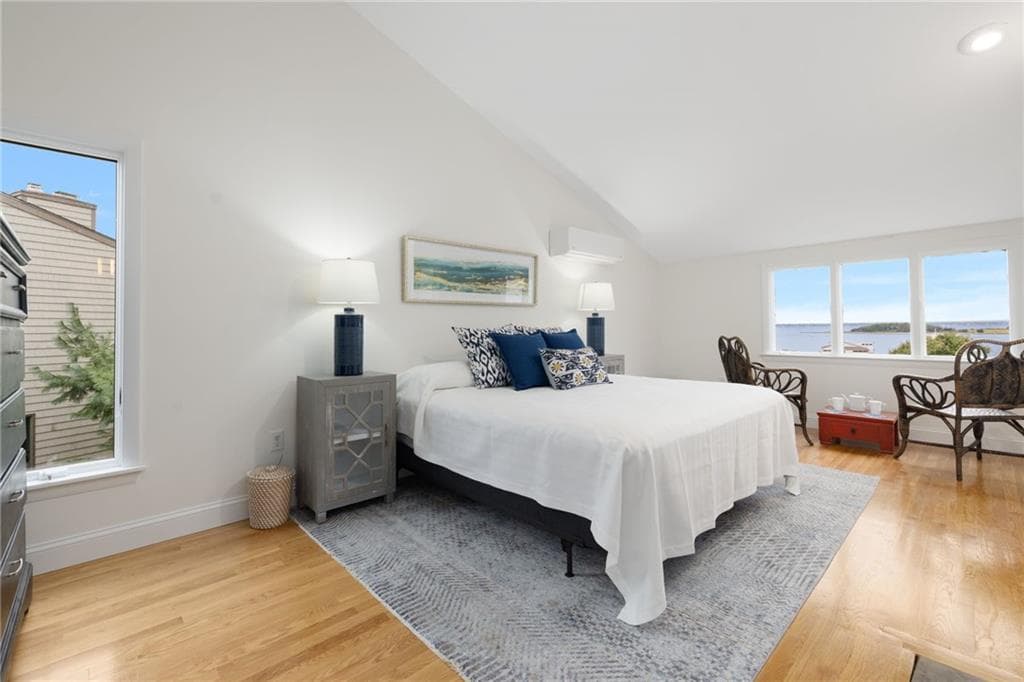 Condominium at 28 Sea Breeze Lane UNIT 28, Bristol, photo 21 of 50