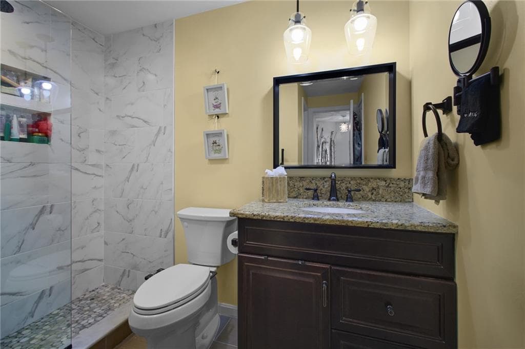 Condominium at 2304 Pinewood Drive, Smithfield, photo 22 of 26