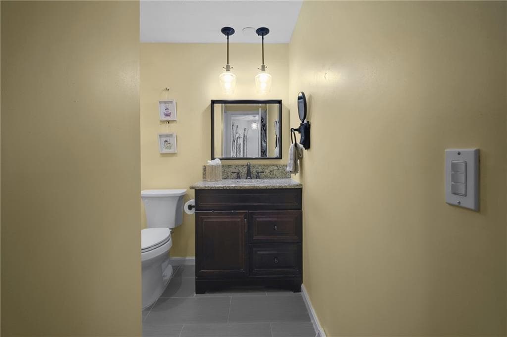 Condominium at 2304 Pinewood Drive, Smithfield, photo 21 of 26