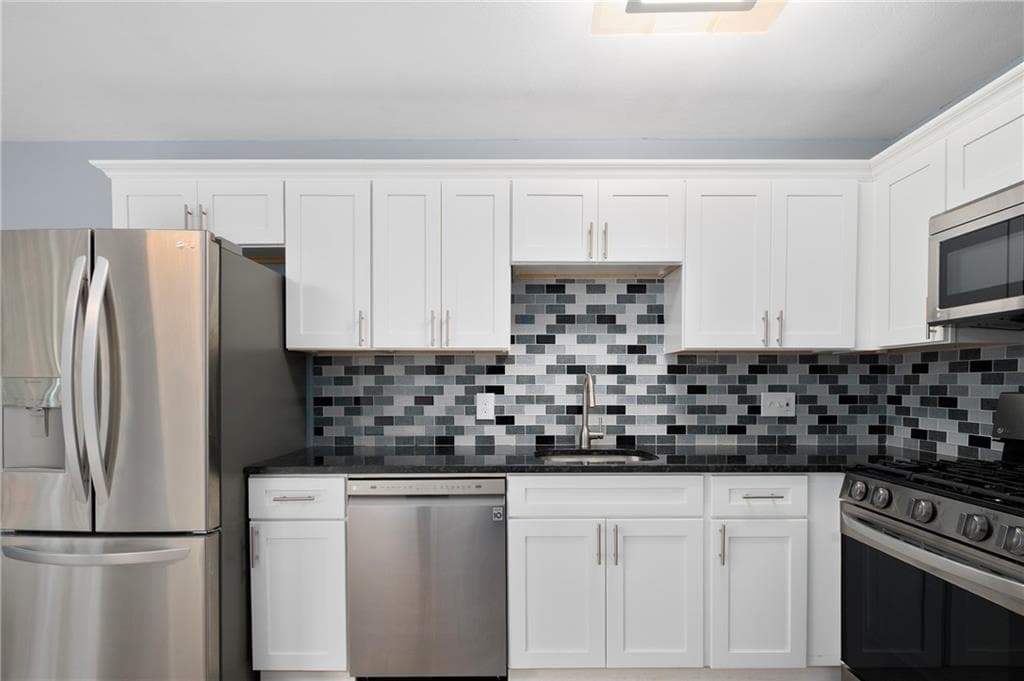 Condominium at 10 Burleigh Street UNIT 3, Providence, photo 6 of 22