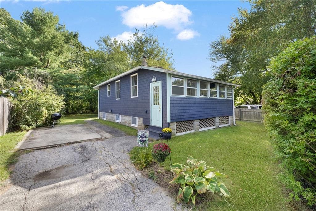 86 Oakside Street