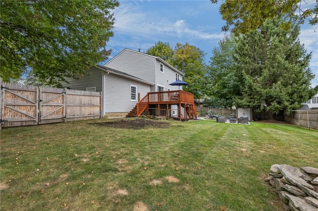 Single Family Residence at 39 Whispering Pines, Cumberland, photo 8 of 48