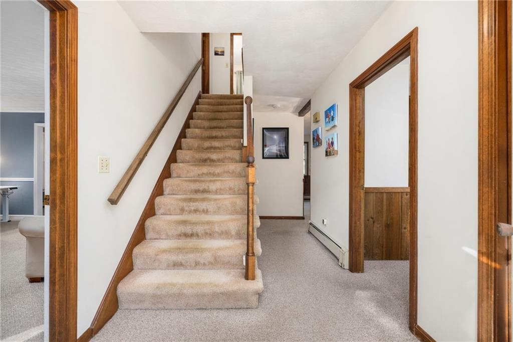 Single Family Residence at 326 Pine Hill Road, South Kingstown, photo 18 of 50