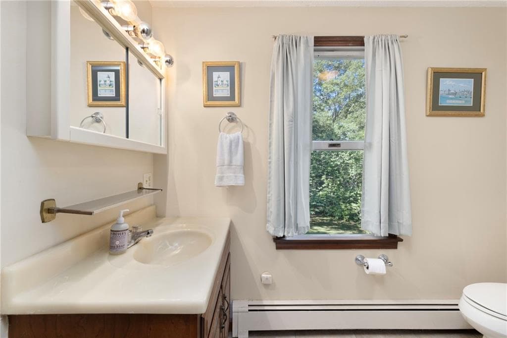 Single Family Residence at 326 Pine Hill Road, South Kingstown, photo 39 of 50