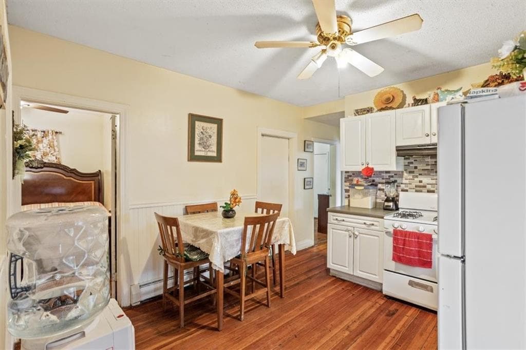 Multi Family at 1703 1705 Chalkstone Avenue, Providence, photo 13 of 48