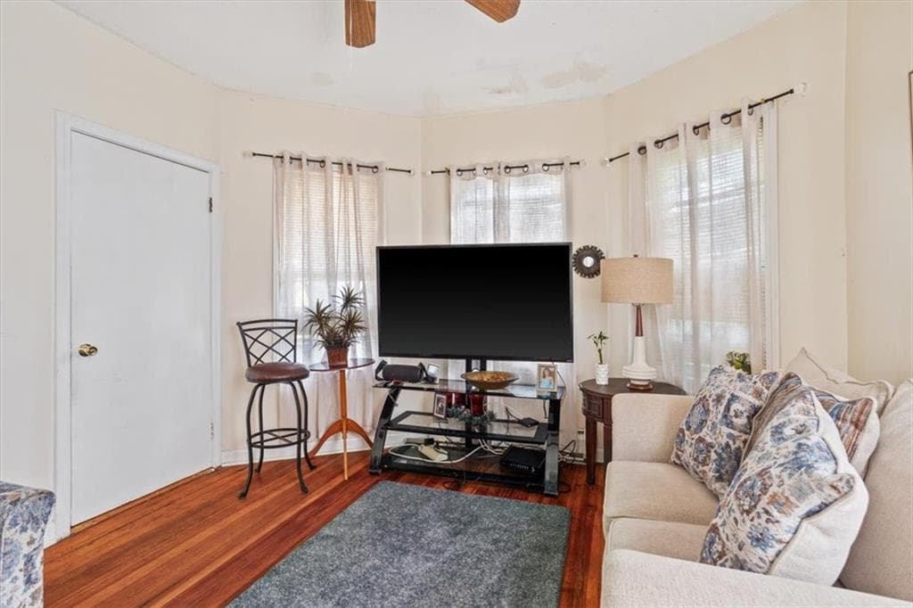 Multi Family at 1703 1705 Chalkstone Avenue, Providence, photo 17 of 48