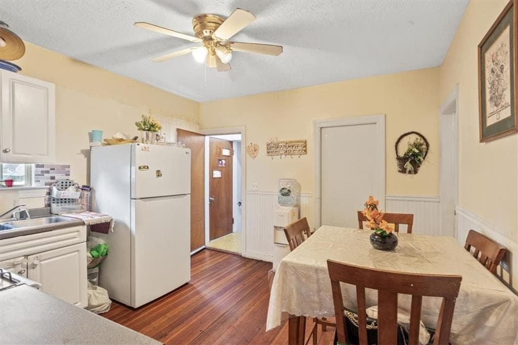 Multi Family at 1703 1705 Chalkstone Avenue, Providence, photo 16 of 48