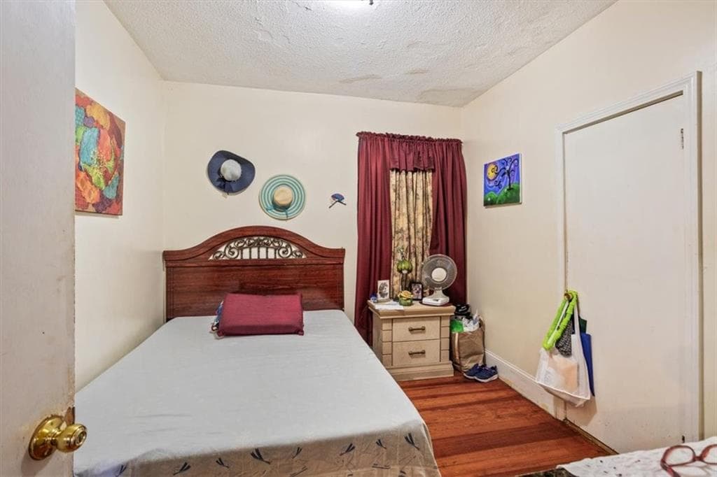 Multi Family at 1703 1705 Chalkstone Avenue, Providence, photo 22 of 48