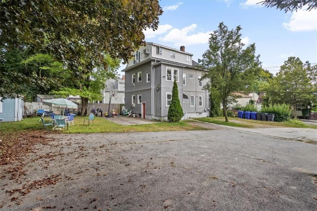 Multi Family at 1703 1705 Chalkstone Avenue, Providence, photo 9 of 48