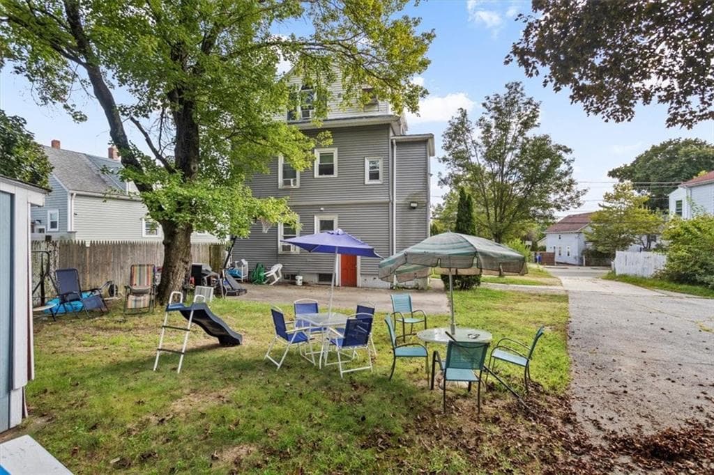 Multi Family at 1703 1705 Chalkstone Avenue, Providence, photo 10 of 48