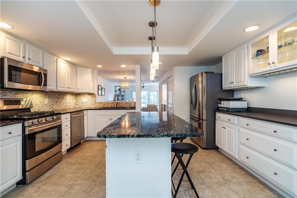 Condominium at 152 Crompton Avenue UNIT 18, East Greenwich, photo 9 of 43