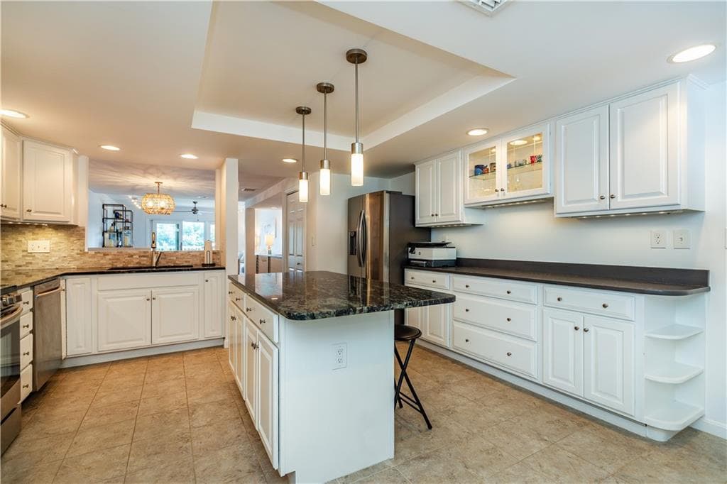 Condominium at 152 Crompton Avenue UNIT 18, East Greenwich, photo 10 of 43