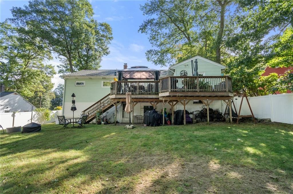 Single Family Residence at 30 Lockwood Road, Cumberland, photo 34 of 42