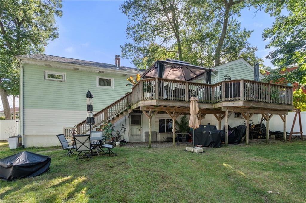 Single Family Residence at 30 Lockwood Road, Cumberland, photo 33 of 42