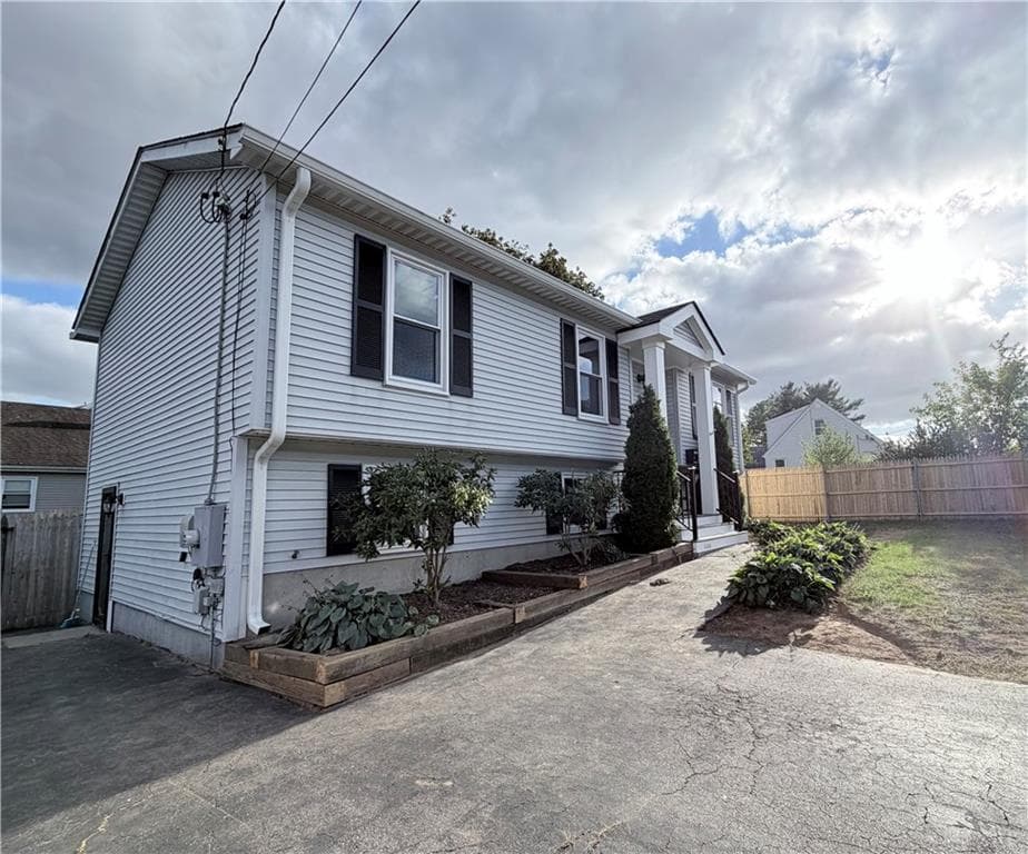 Single Family Residence at 25 Sadler Street, North Providence, photo 3 of 16