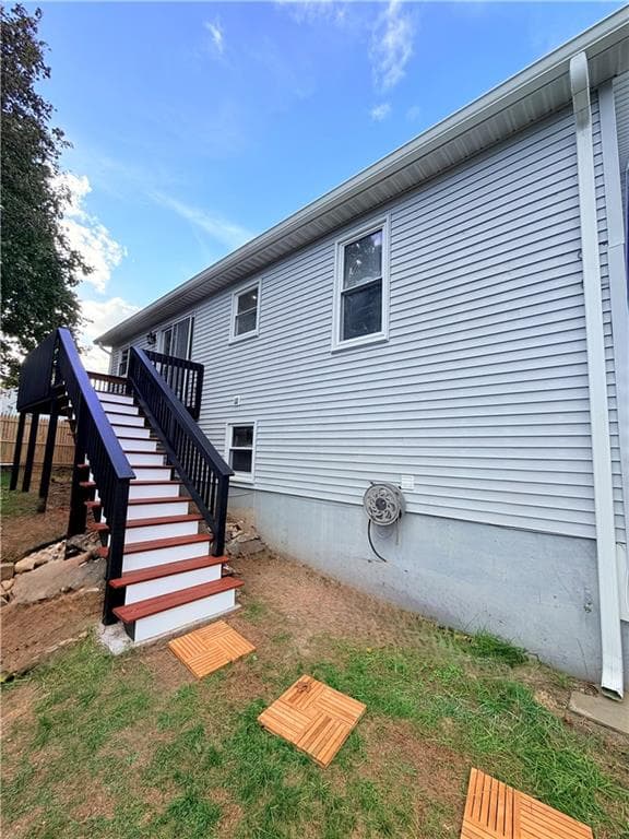 Single Family Residence at 25 Sadler Street, North Providence, photo 15 of 16