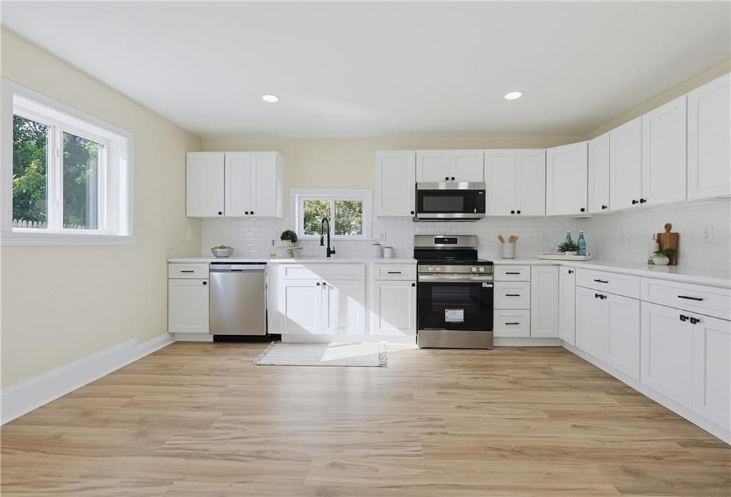 Single Family Residence at 85 Cedar Avenue, East Providence, photo 2 of 22
