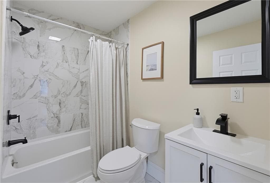 Single Family Residence at 85 Cedar Avenue, East Providence, photo 14 of 22