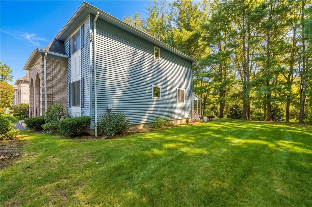 Condominium at 127 Pleasant View Avenue UNIT 40, Smithfield, photo 28 of 32