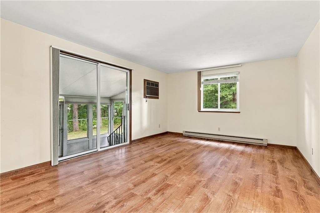 Condominium at 127 Pleasant View Avenue UNIT 40, Smithfield, photo 10 of 32