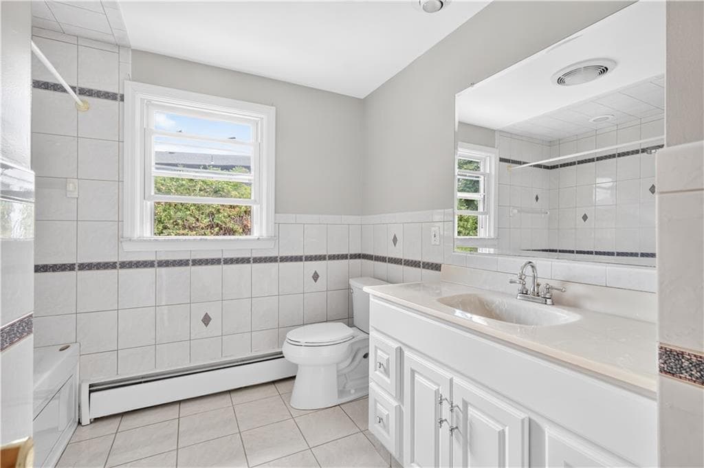 Single Family Residence at 120 Homewood Avenue, North Providence, photo 23 of 47