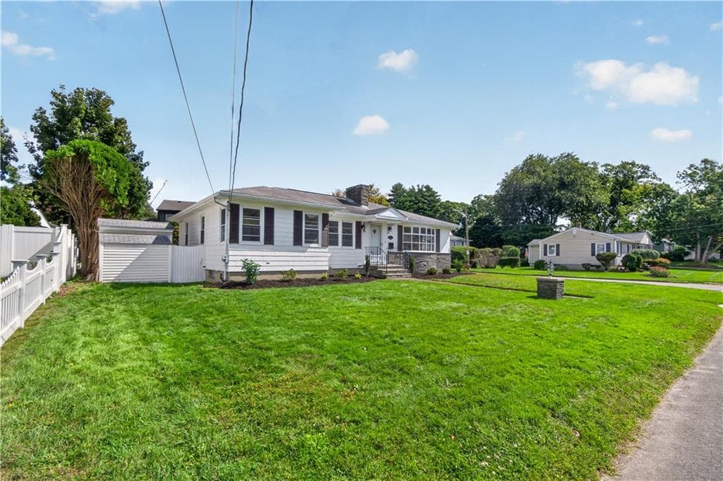 Single Family Residence at 120 Homewood Avenue, North Providence, photo 39 of 47