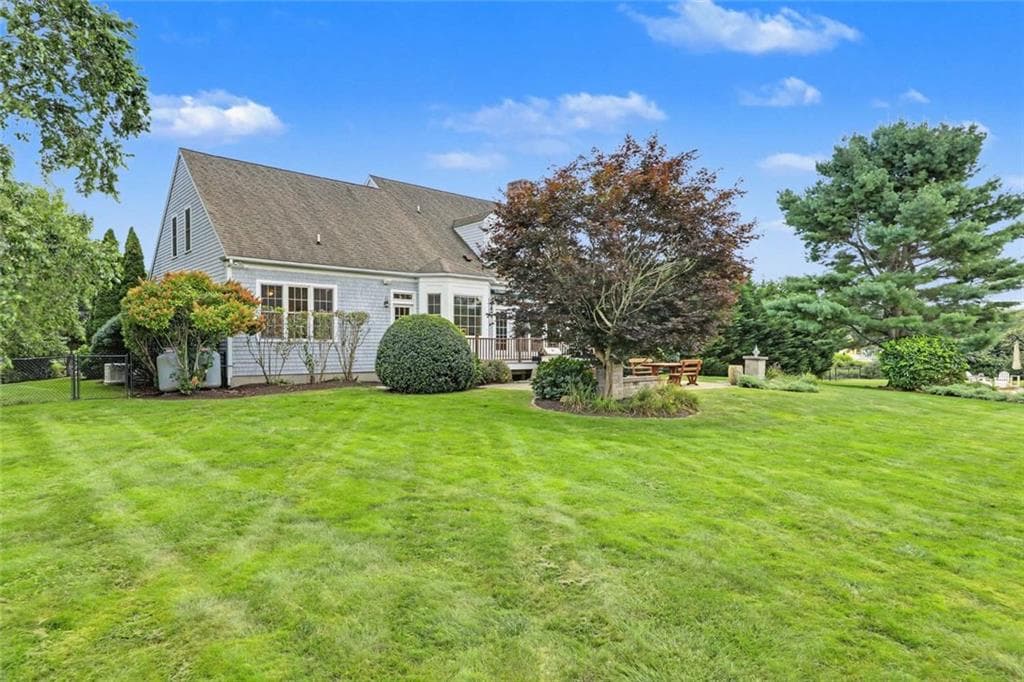 Single Family Residence at 260 Walden Way, South Kingstown, photo 39 of 50