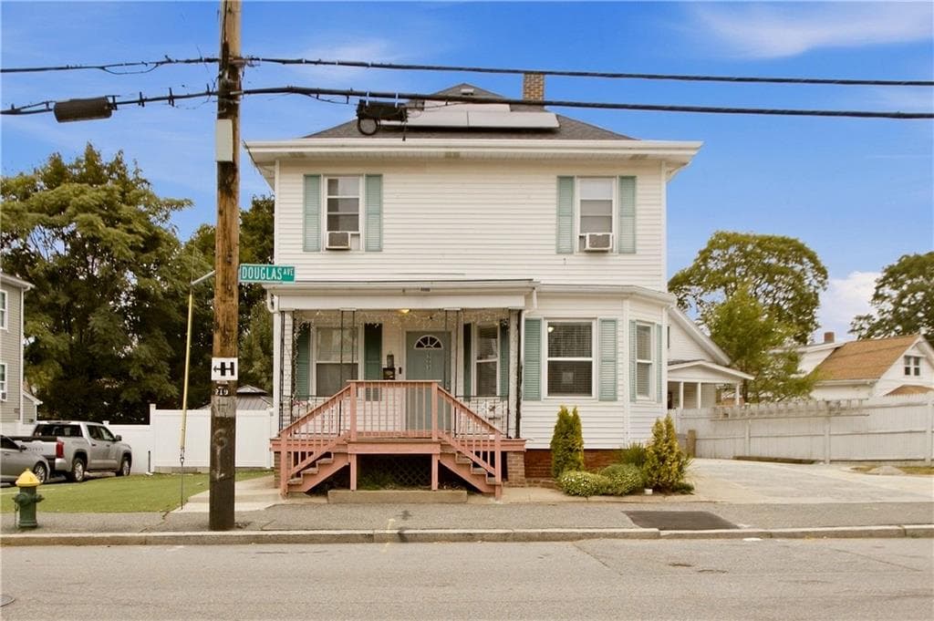 1003 Douglas Avenue