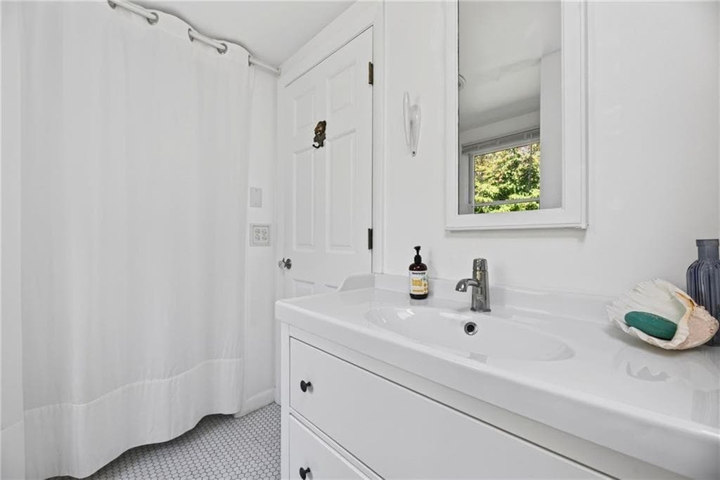 Single Family Residence at 88 Rossini Road, Westerly, photo 21 of 43