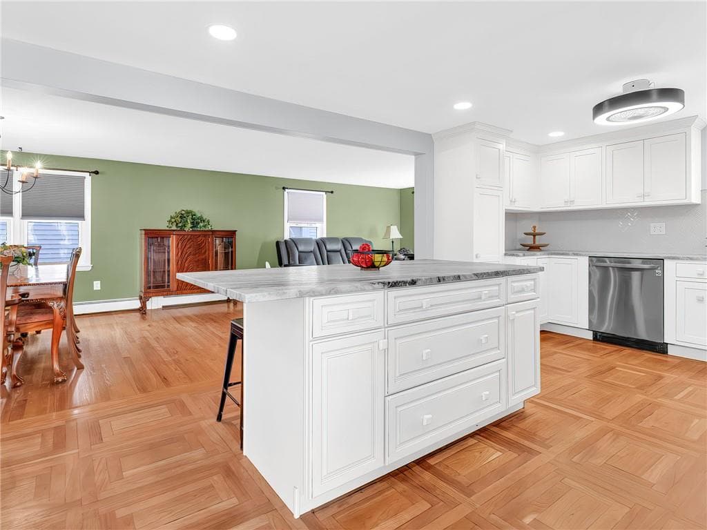 Single Family Residence at 53 Audubon Avenue, North Providence, photo 14 of 33