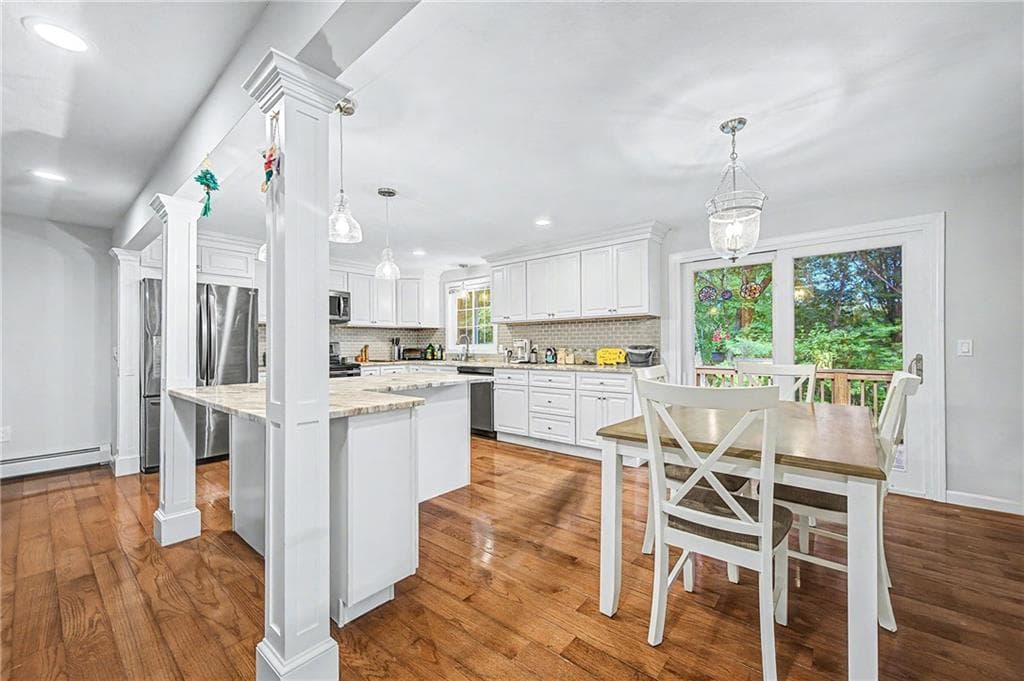 Single Family Residence at 39 Cook Road, Cumberland, photo 8 of 35