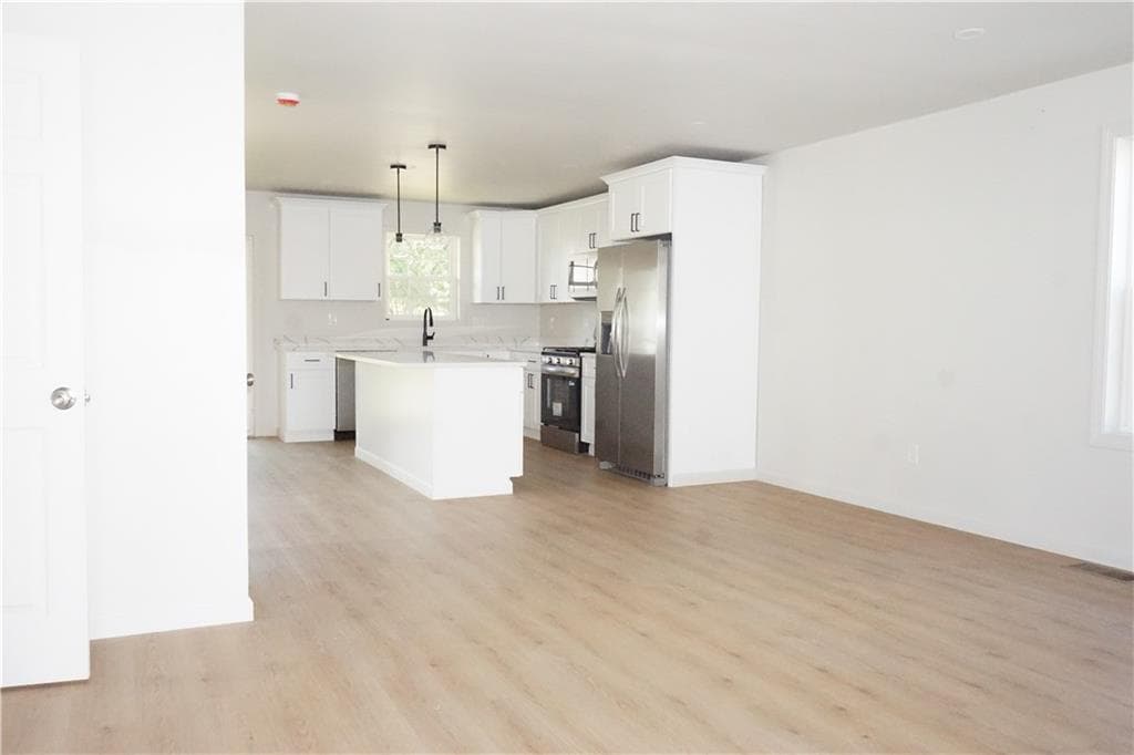 Multi Family at 391 Cahill Street, Providence, photo 5 of 39