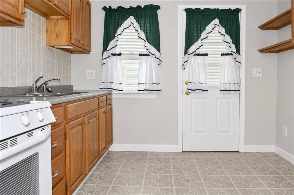 Single Family Residence at Cranston, photo 8 of 24
