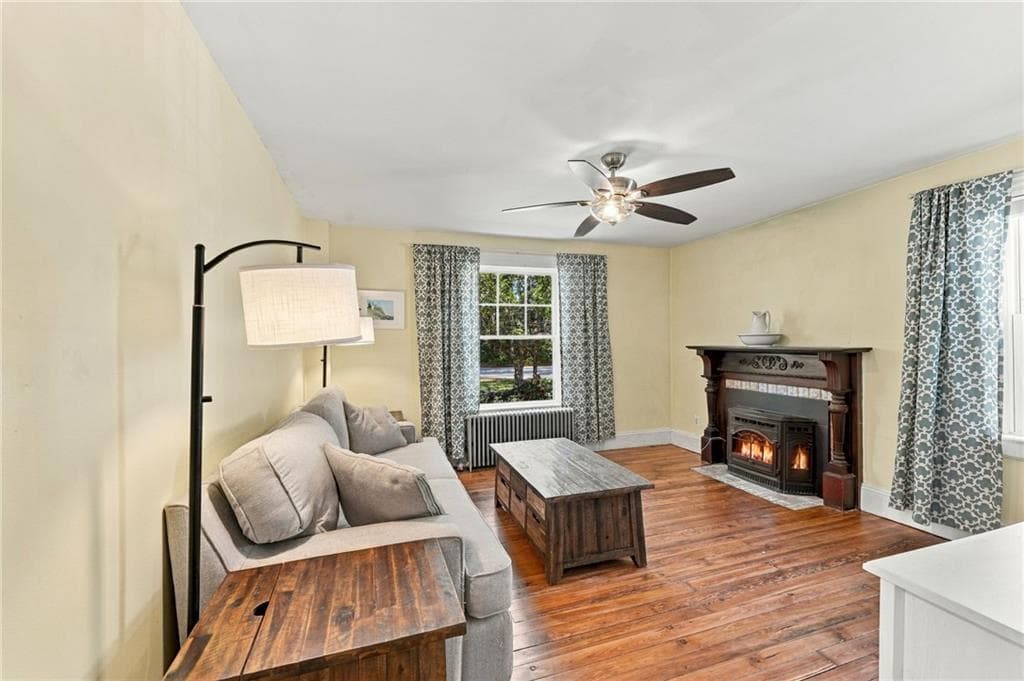 Single Family Residence at 413 Harkney Hill Road, Coventry, photo 12 of 46