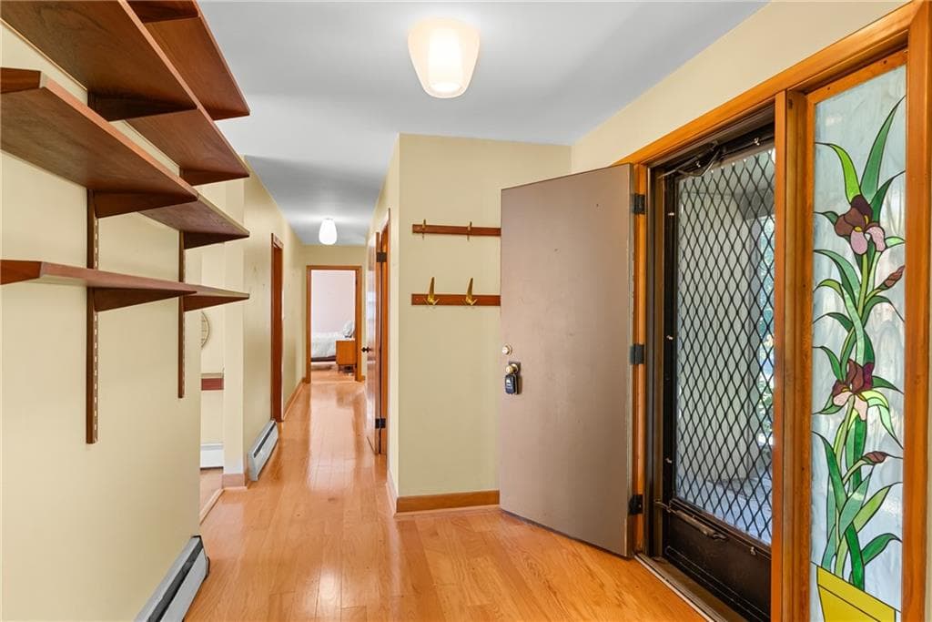 Single Family Residence at 500 Laten Knight Road, Cranston, photo 6 of 27
