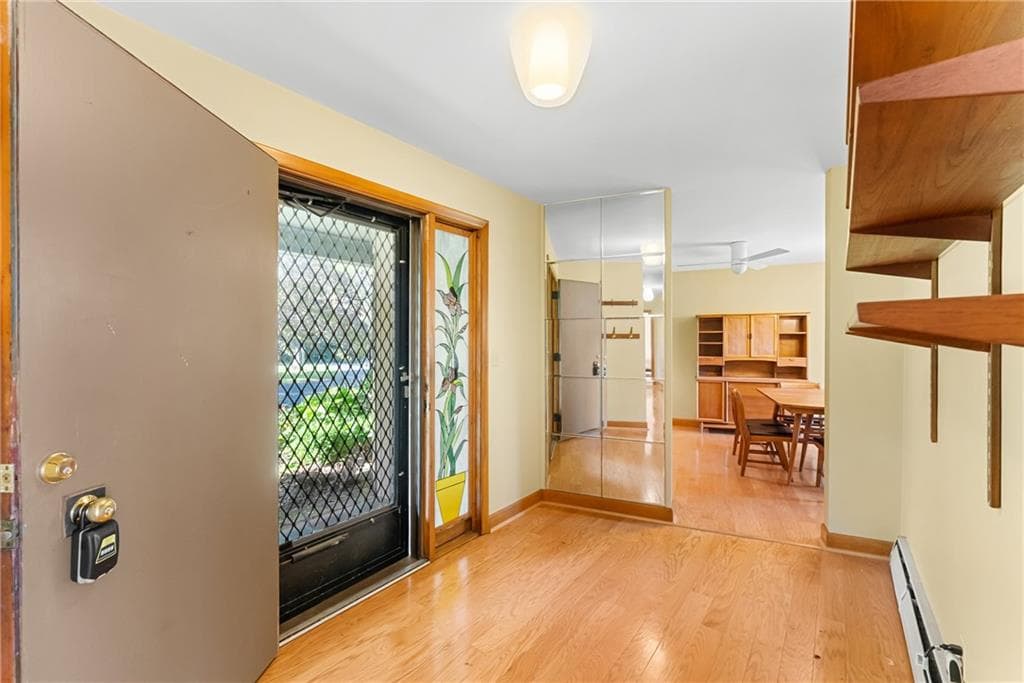 Single Family Residence at 500 Laten Knight Road, Cranston, photo 7 of 27