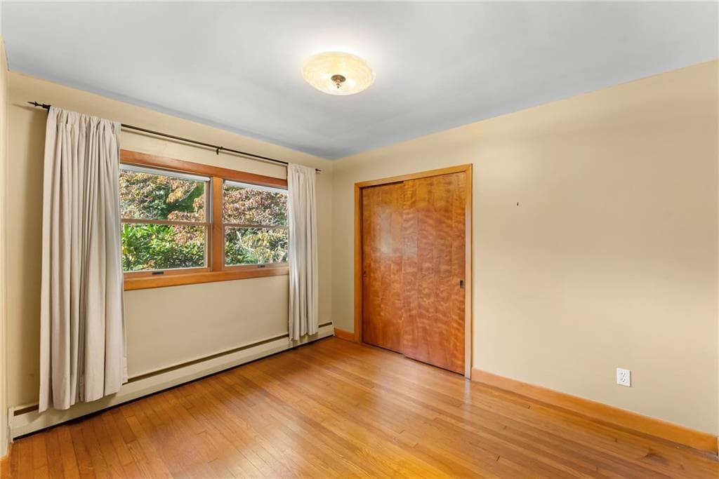Single Family Residence at 500 Laten Knight Road, Cranston, photo 18 of 27