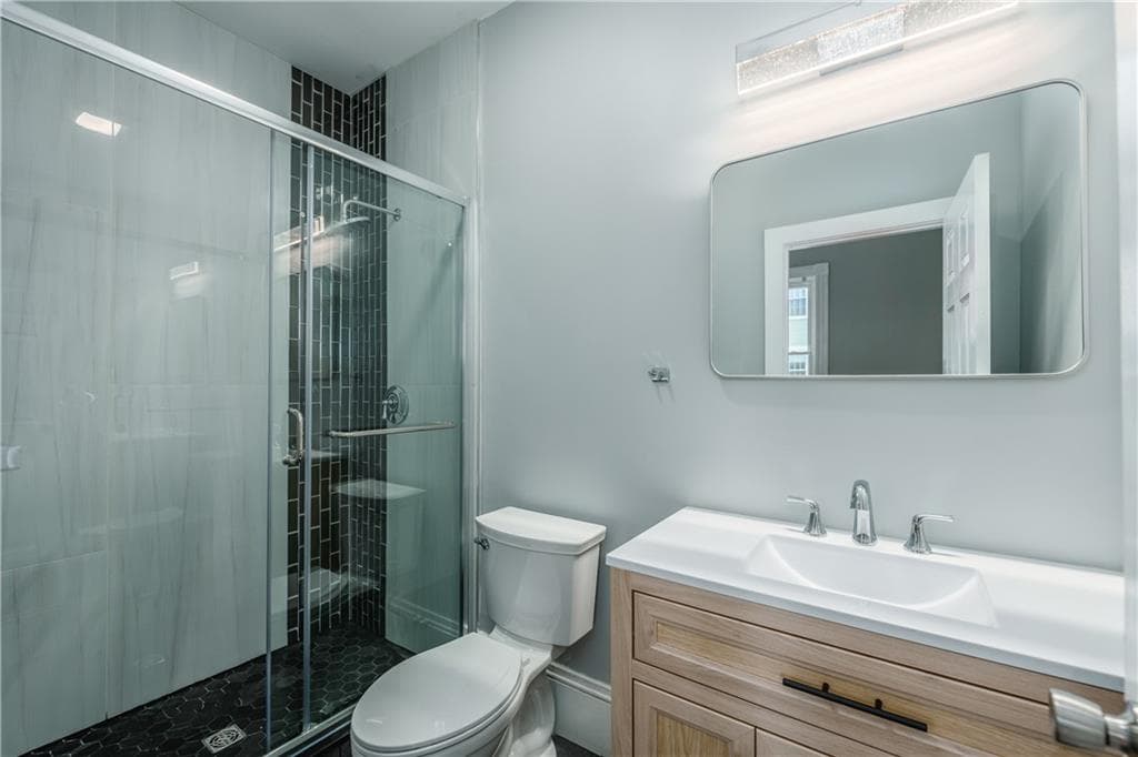 Condominium at 56 Columbia Avenue UNIT 1, Cranston, photo 15 of 28